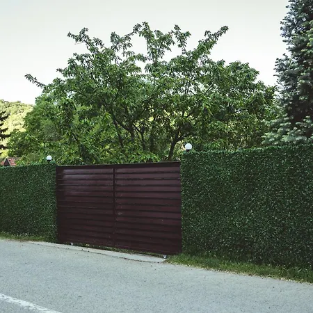 Case de vacanță Vikendica Fruskogorski Kutak - Fruska Gora *