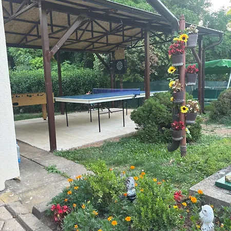 Vikendica Fruskogorski Kutak - Fruska Gora Case de vacanță *